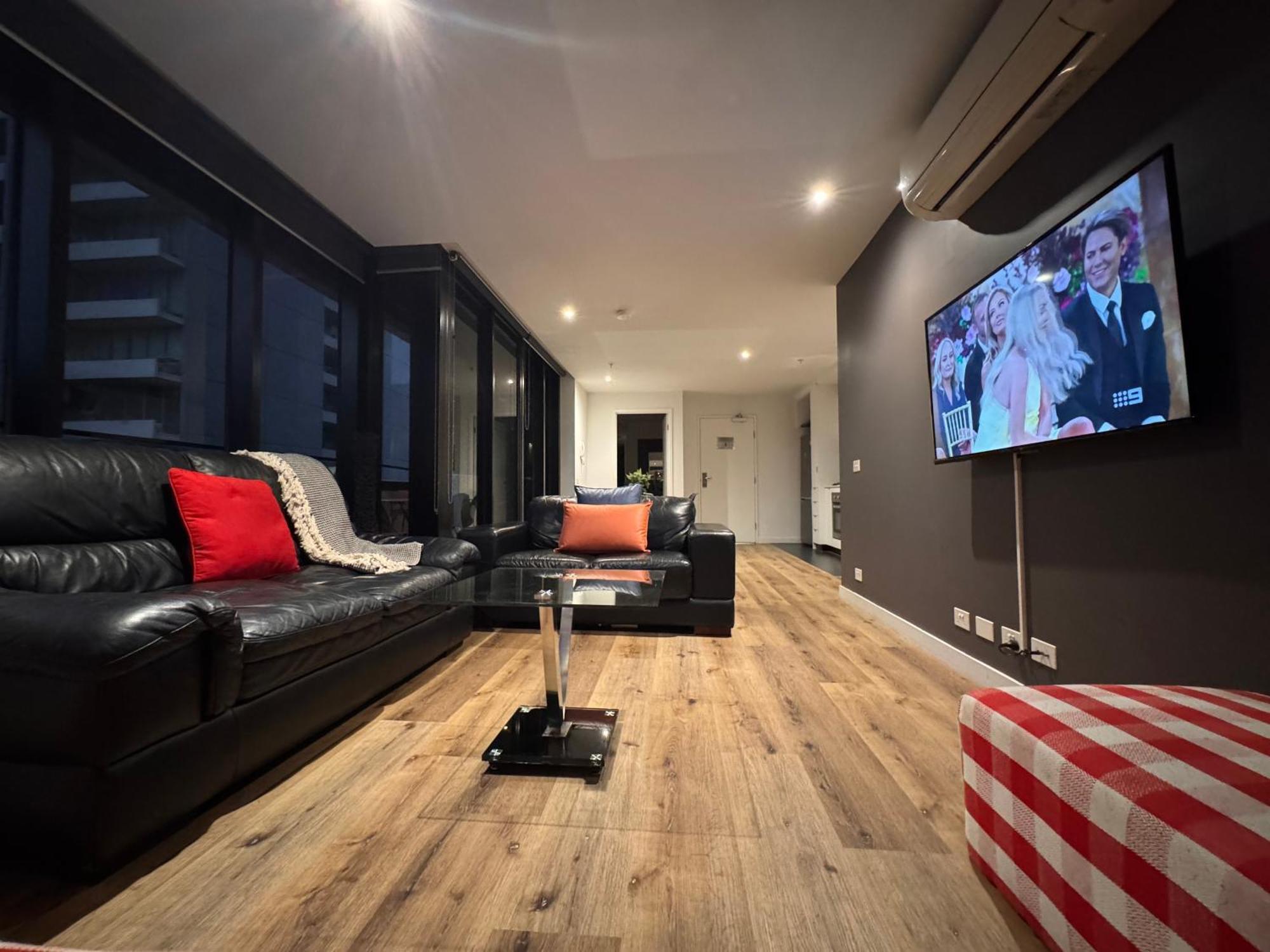 Aura On Flinders Serviced Apartments, Melbourne